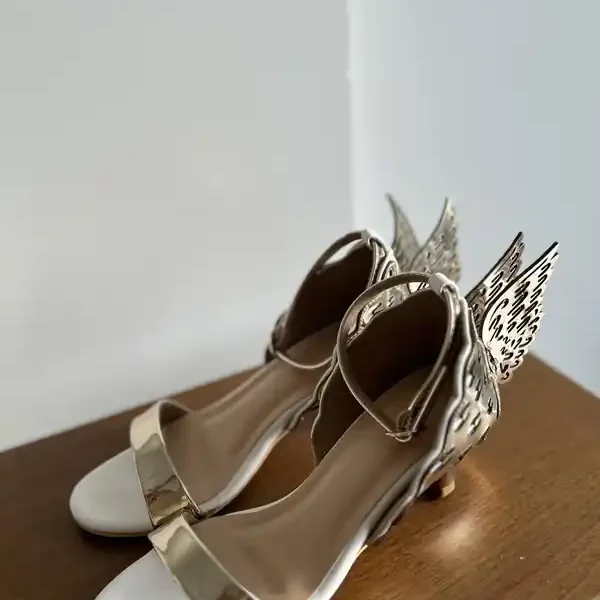 redbul wings heels